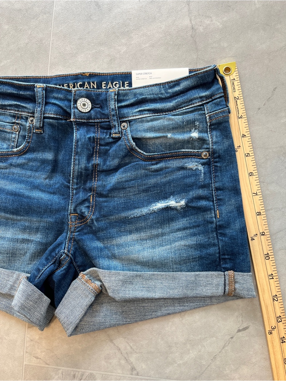 American Eagle Outfitters Blue Distressed Rolled Cuff Jean Shorts size 6 Stretch - Picture 9 of 9